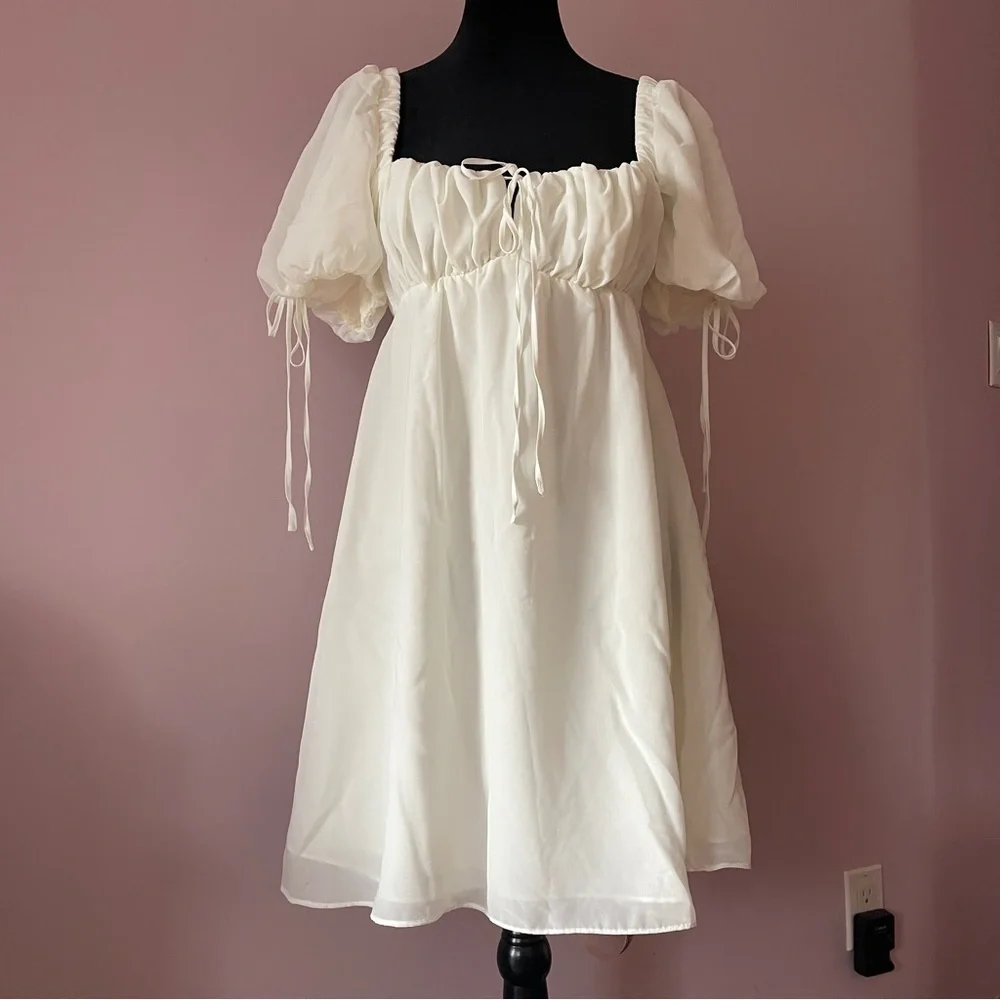 NEW! House of CB- Princess Ivory Georgette Mini Dress Size Small PLUS CUP - Picture 2 of 12